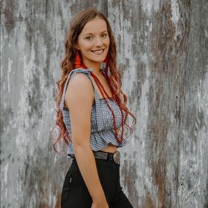 Meet your Posher, Abigail